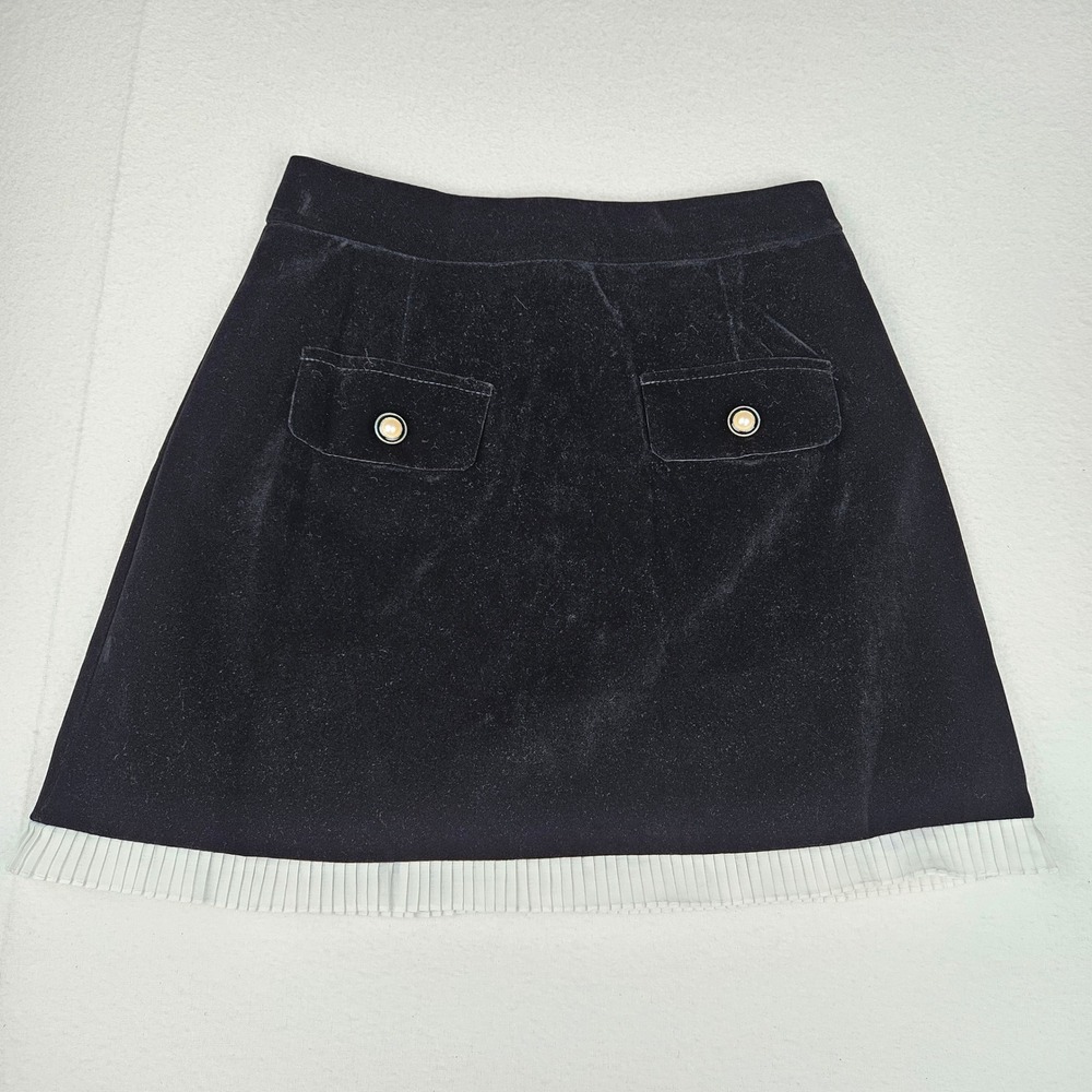 ZUOKESHA Black Velvet Mini Skirt White Pleated Hem Pearl Button Accent Korean XS